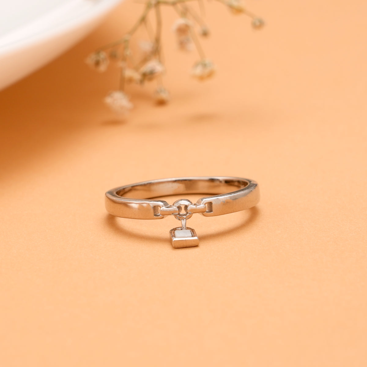 Trendy Dangling Padlock Silver Ring