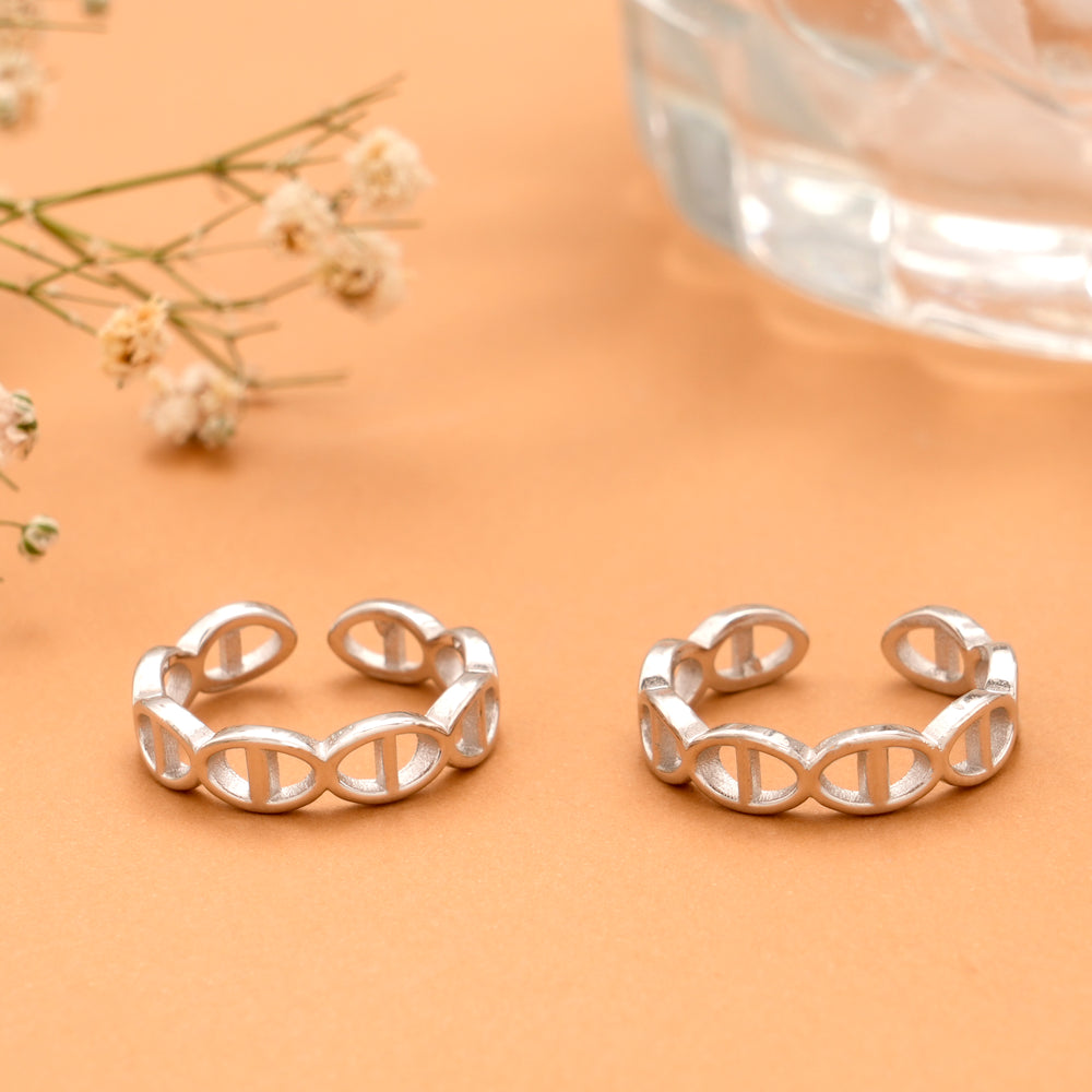 Minimalist Oval Pattern Silver Toe Ring