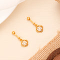 Flower Design White Stone Golden Koppu