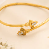 Sleek Star Edge Design Gold Kada