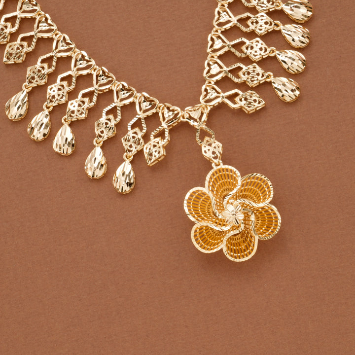 Blooming Flower Golden Casting Necklace Set