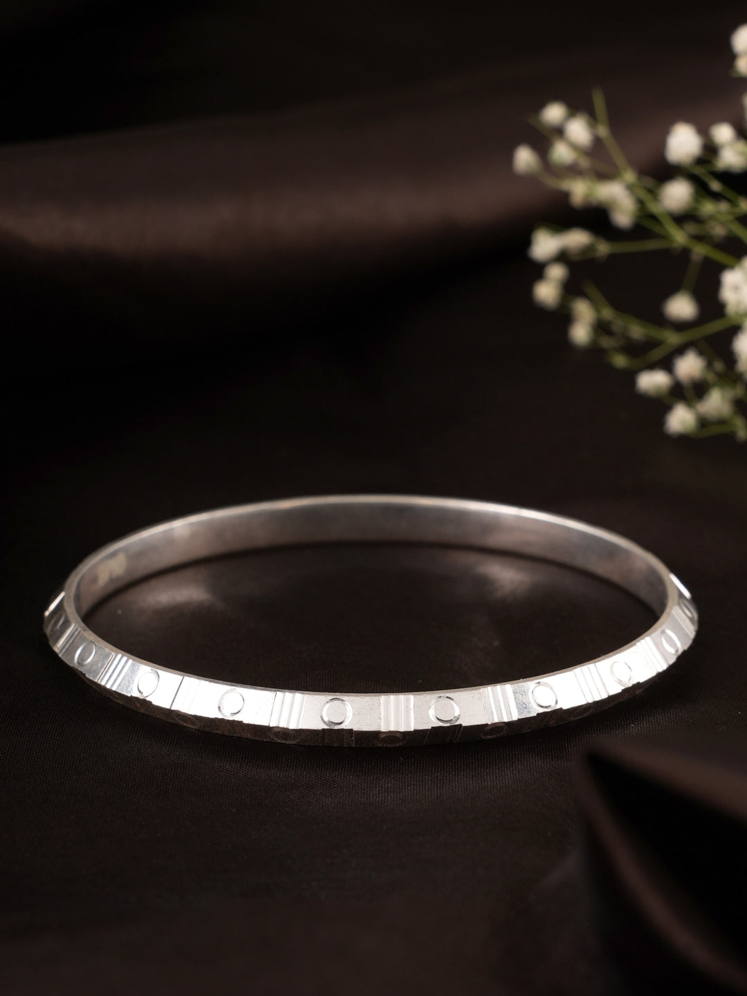 Diamond Cut Engraving Silver Kada