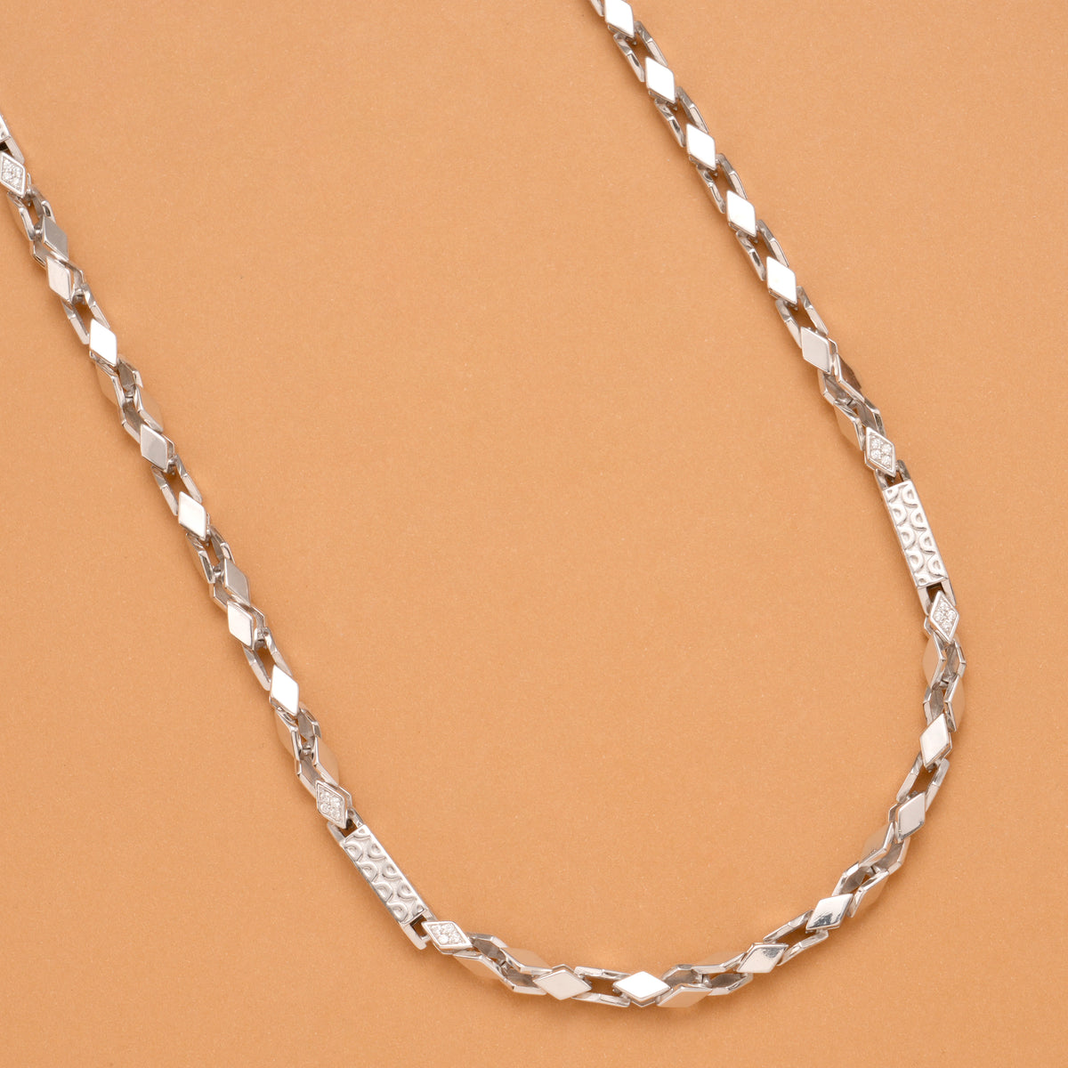Angular Link Style Men’s Silver Chain