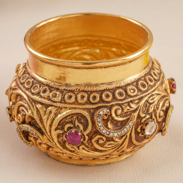 Antique Gold Plated Kumkum Bharani