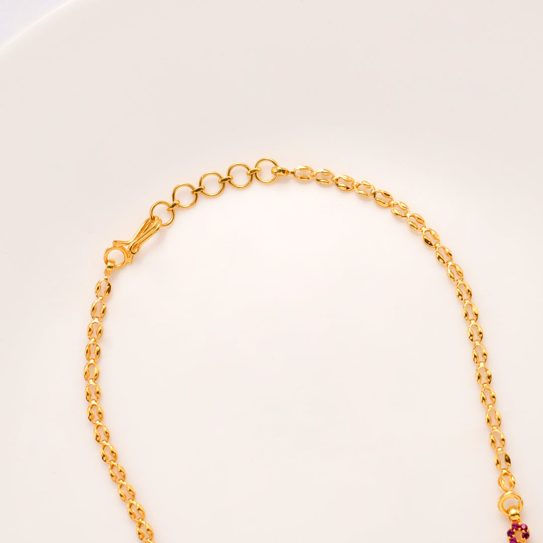 Ruby Floral Pattern Golden Necklace Set