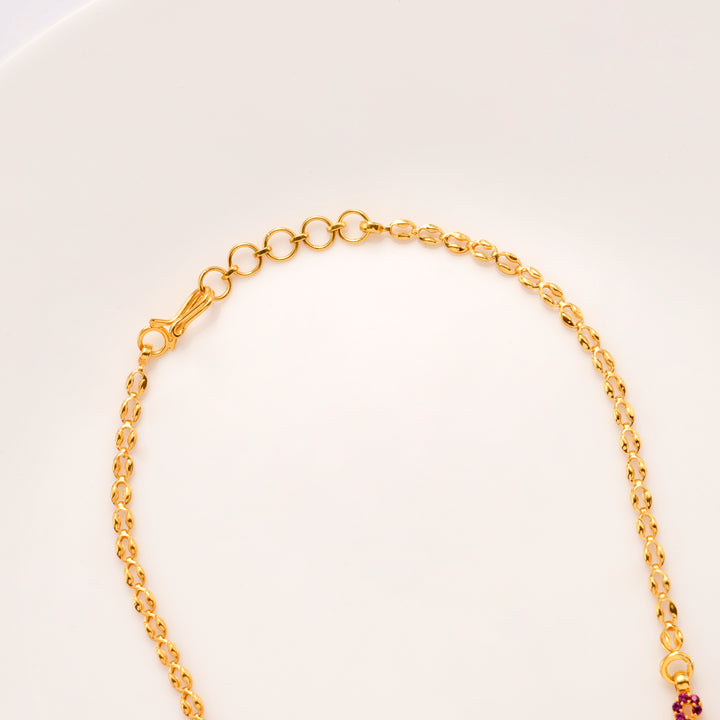 Ruby Floral Pattern Golden Necklace Set