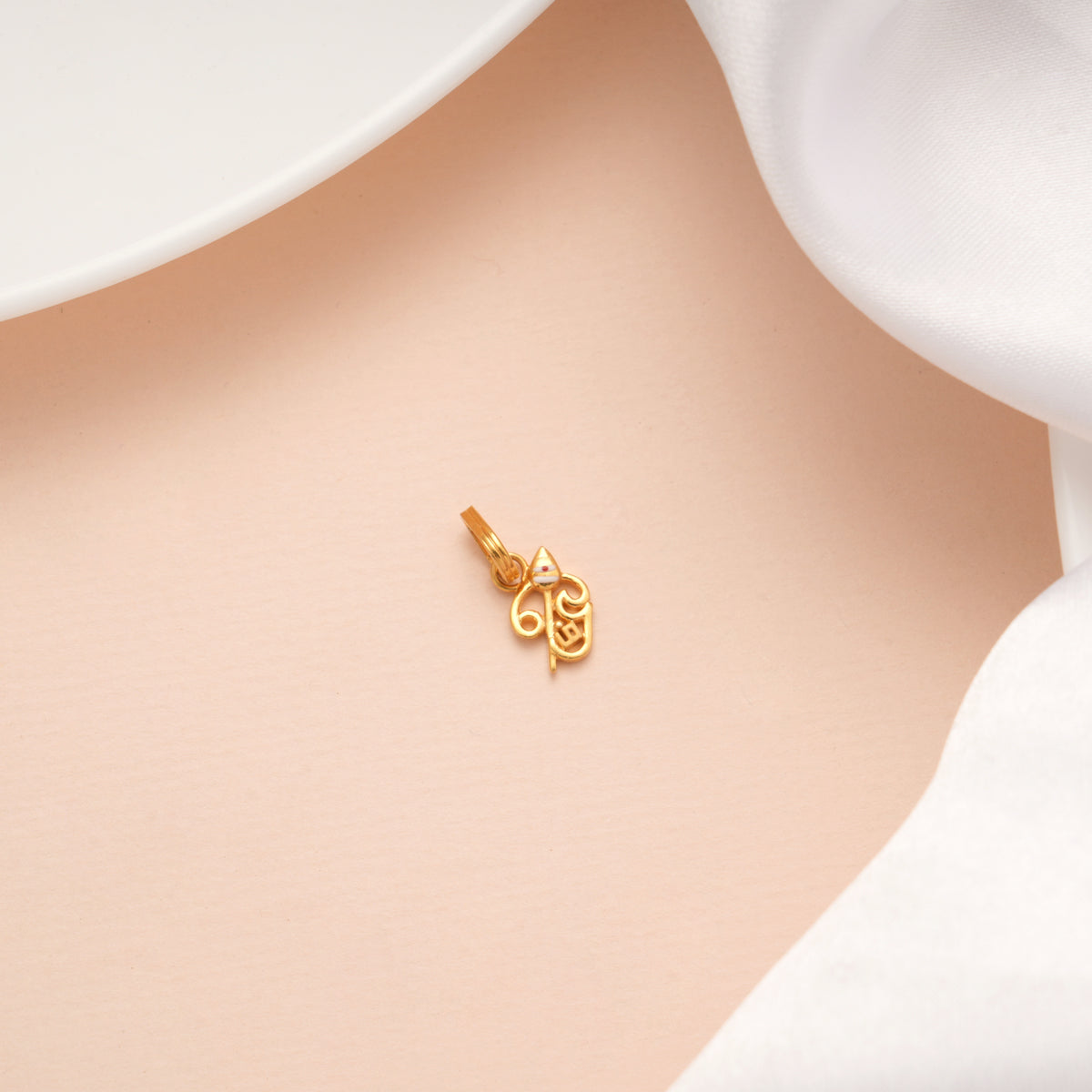 Devotional Vel with OM Design Gold Pendant