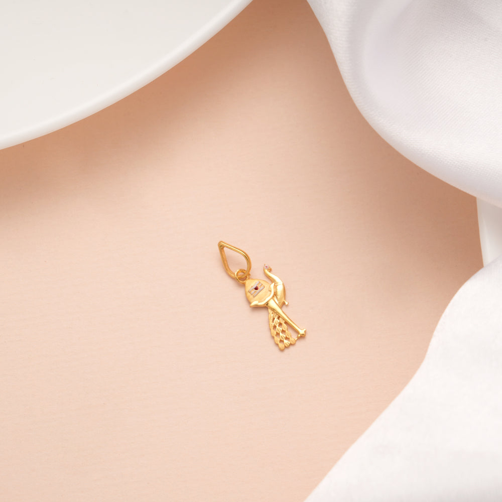 Minimal Peacock with Vel Gold Pendant