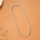 Sleek Silver Stride Men’s Chain