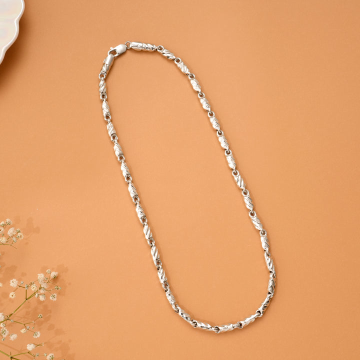 Sleek Silver Stride Men’s Chain