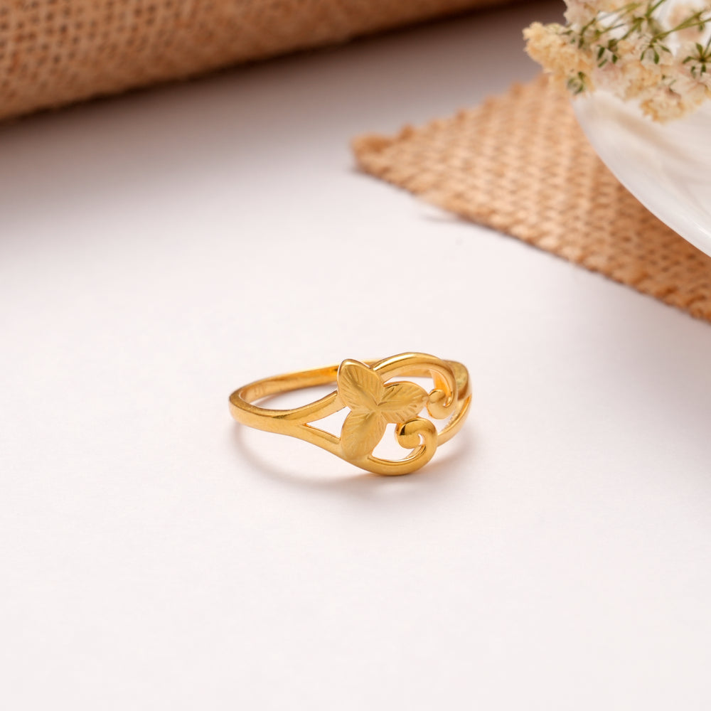 Minimal Floral Swirl Golden Ring