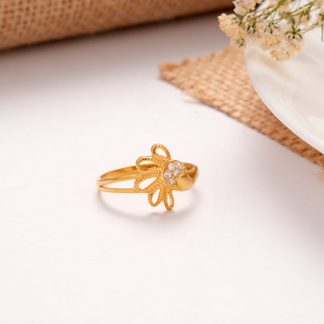 Golden Leaf Petals White Stone Ring