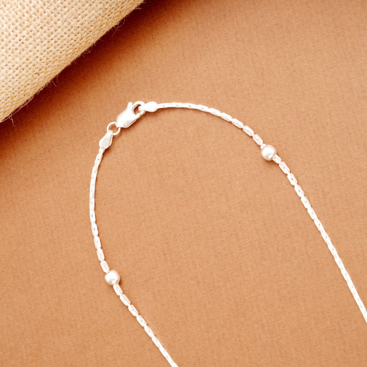 Charming Silver Bead Women’s Chain