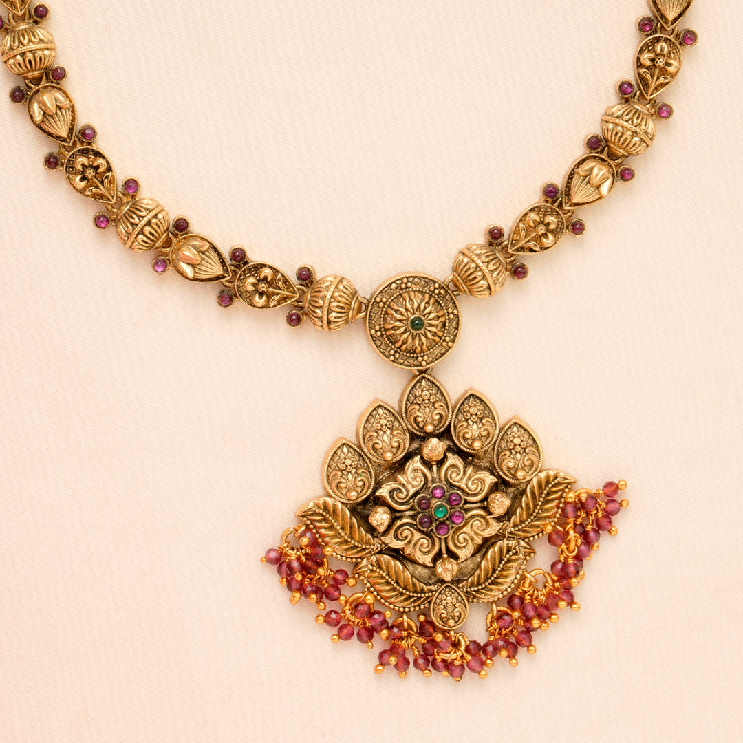Traditional Antique Floral Design Necklace