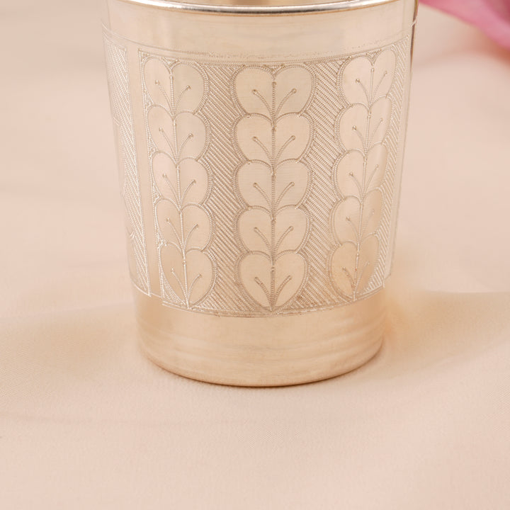 Classic Floral Design Silver Tumbler