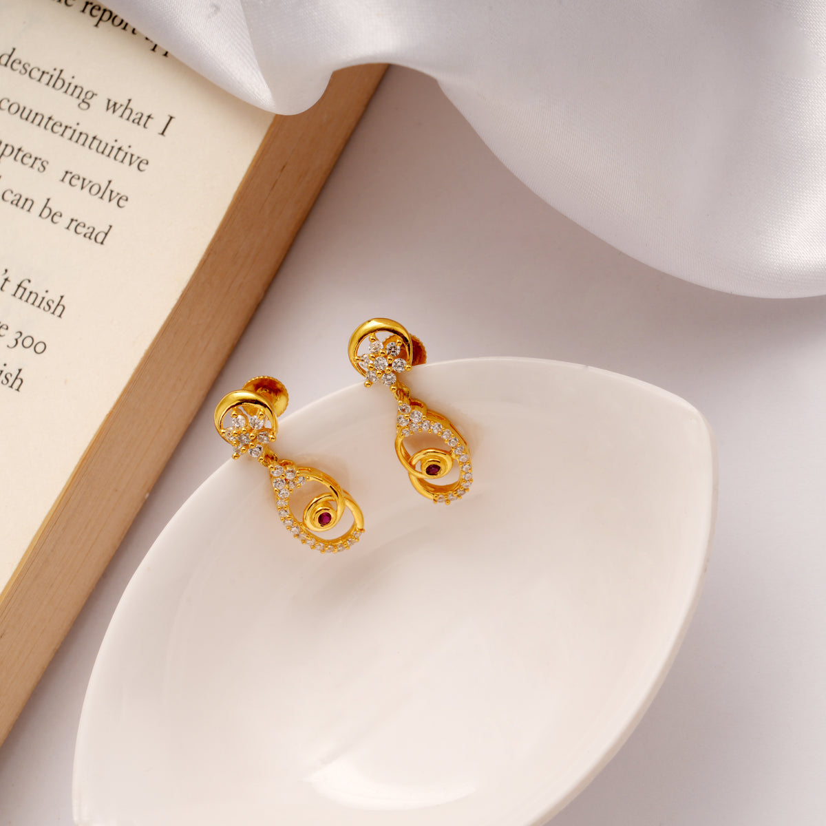 Oval Shape Gold Plated Designer Necklace Set