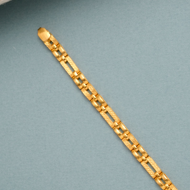 Elegant Dual Design Square Link Gold Bracelet