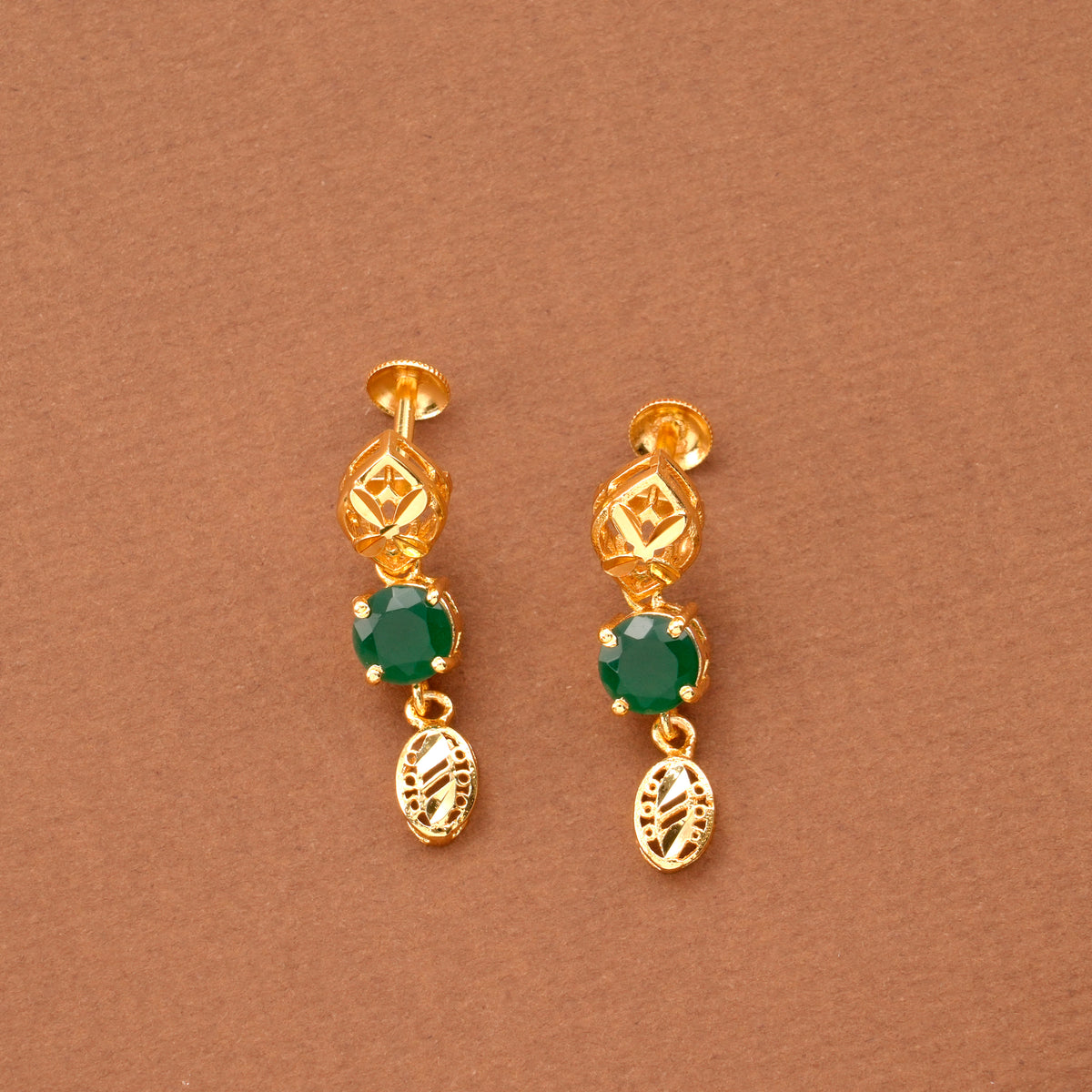 Elegant Green Stone Drops Golden Necklace Set