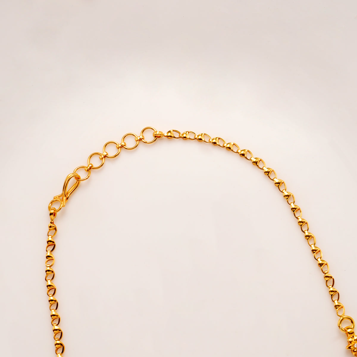 Sparkling Floral White Stone Golden Necklace Set
