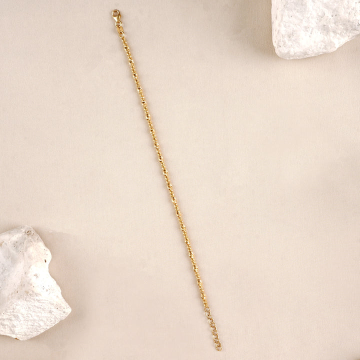 Enhanced Loop Fancy Golden Bracelet