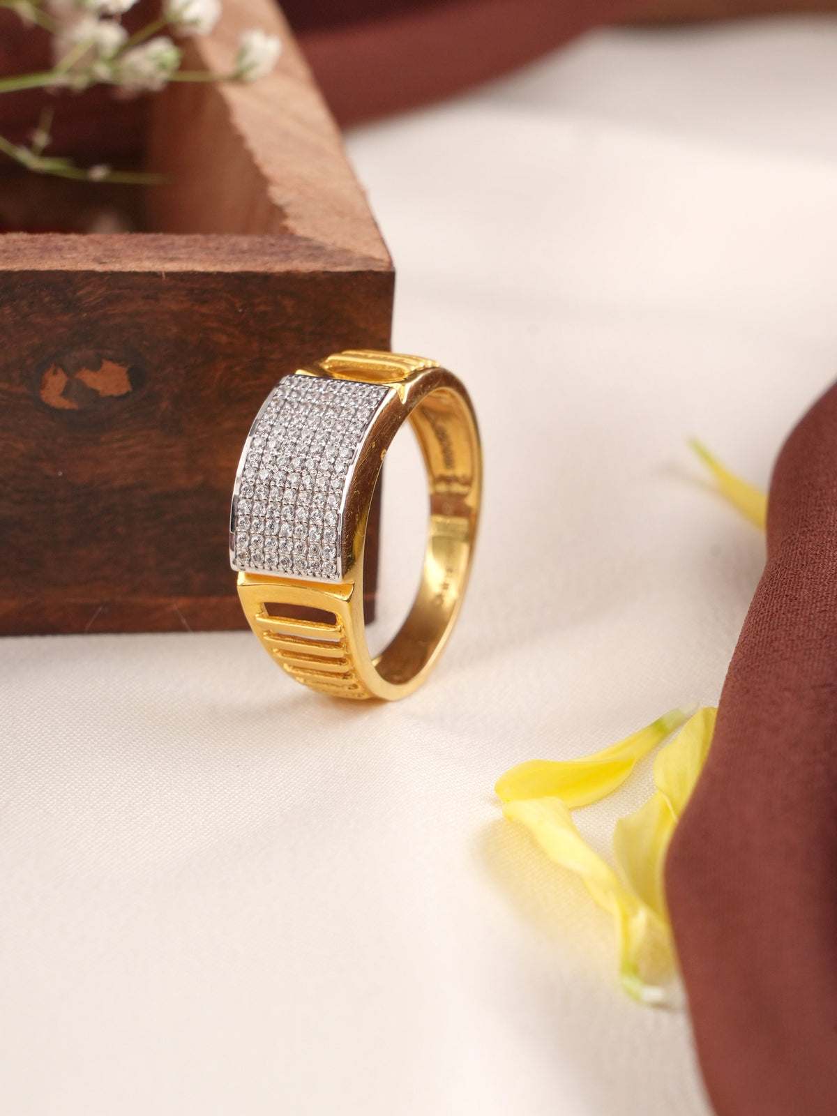 Cubic Zirconia Stone Gold Men Ring
