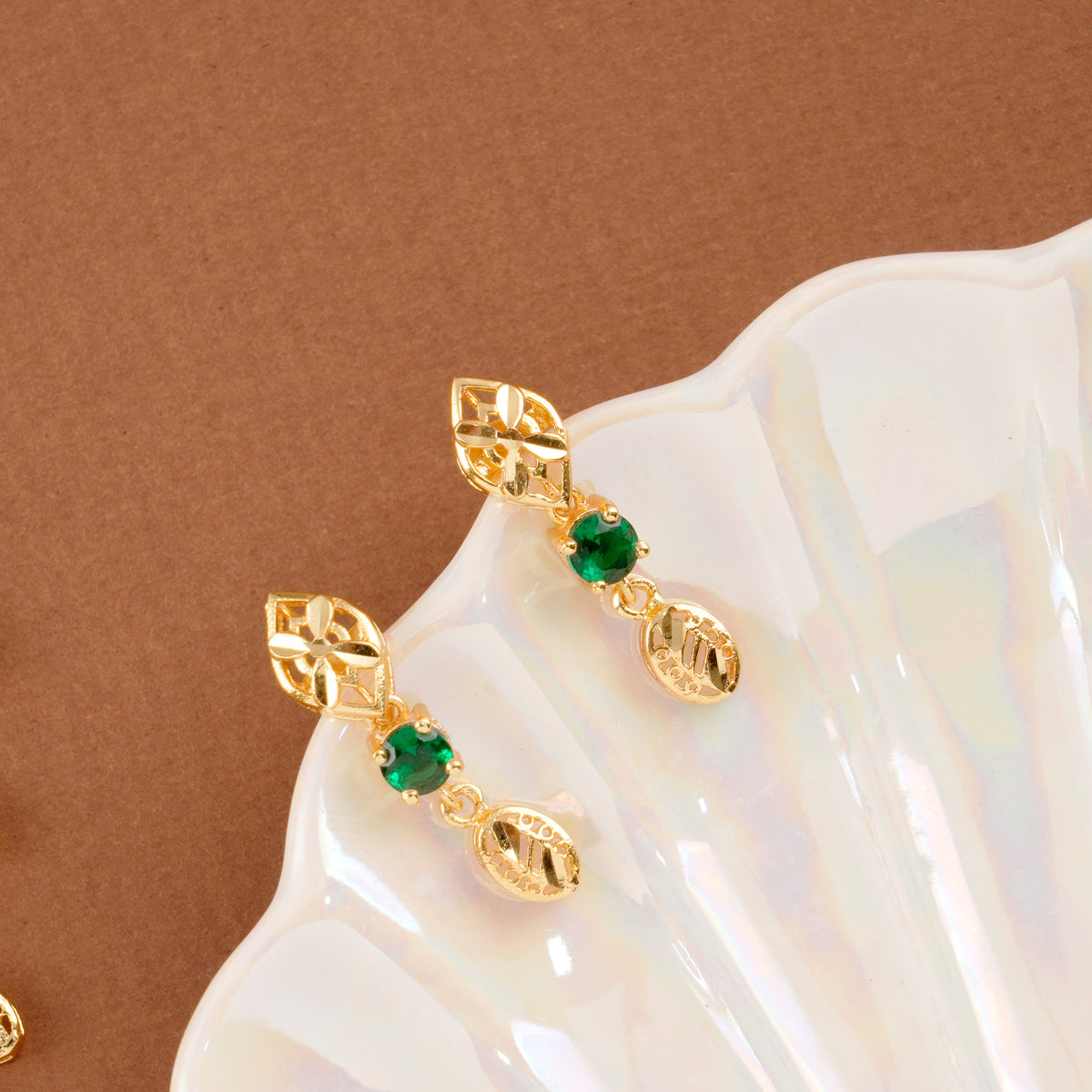 Floral Emerald Stone Gold Plated Necklace Set