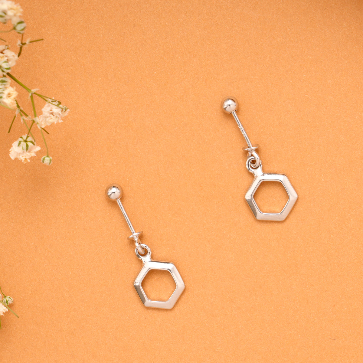 Minimal Hexa Loop Silver Koppu Earrings
