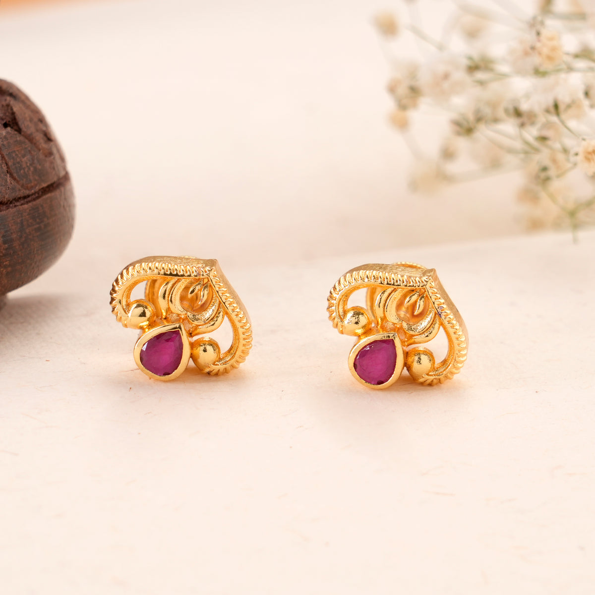 Elegant Ruby Leaf Golden Kundan Stud