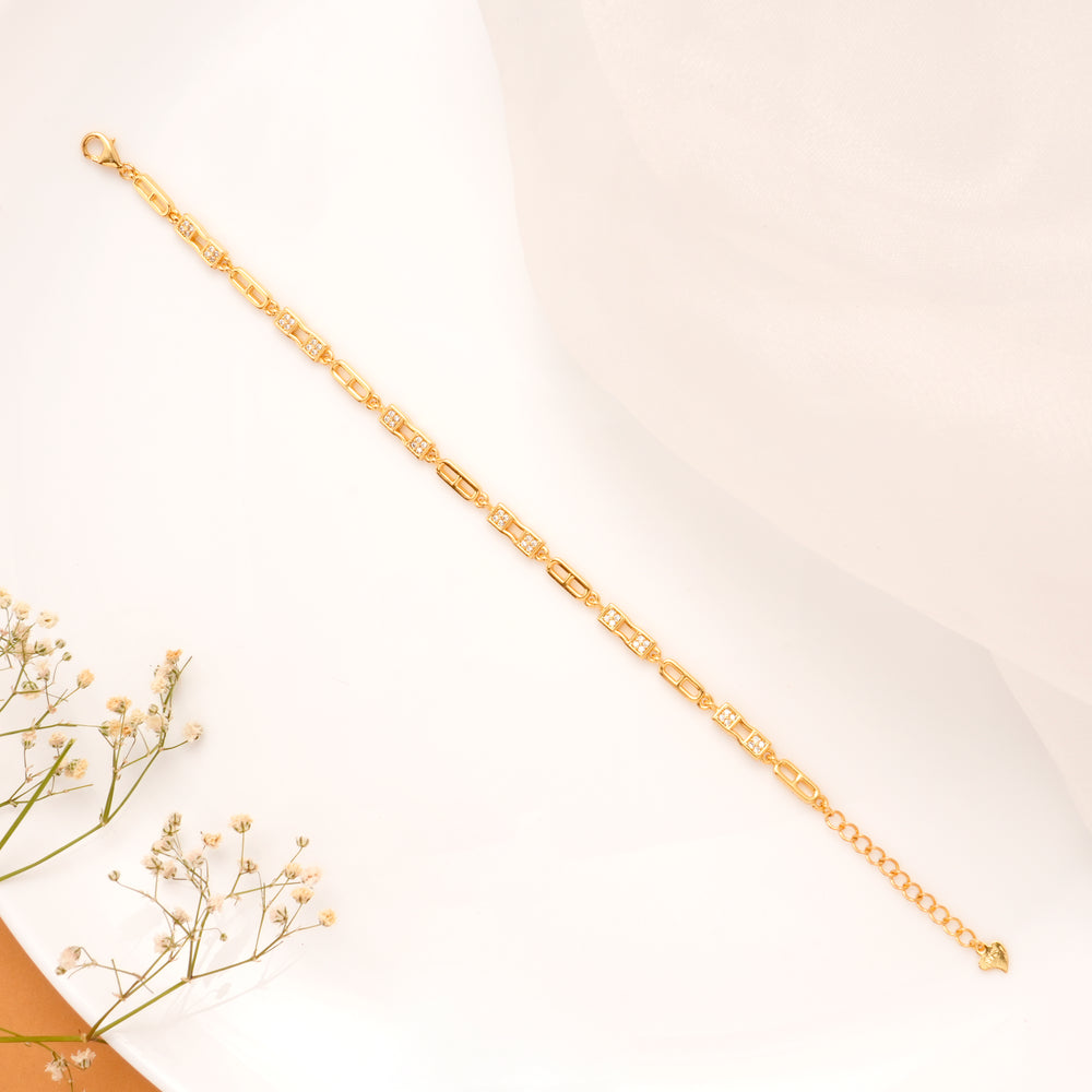 Modern Link Glow Golden Bracelet