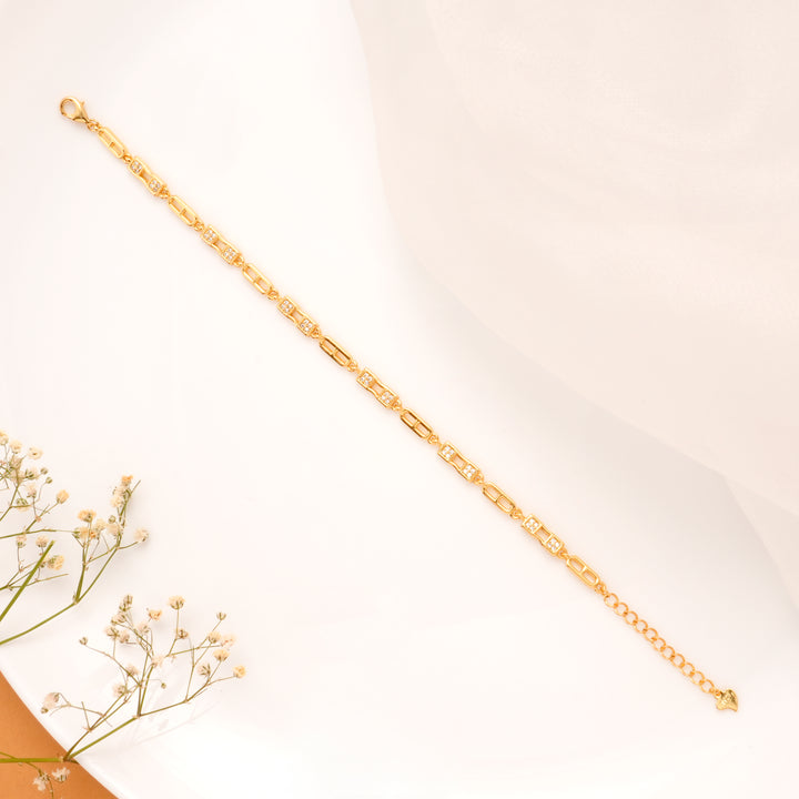 Modern Link Glow Golden Bracelet