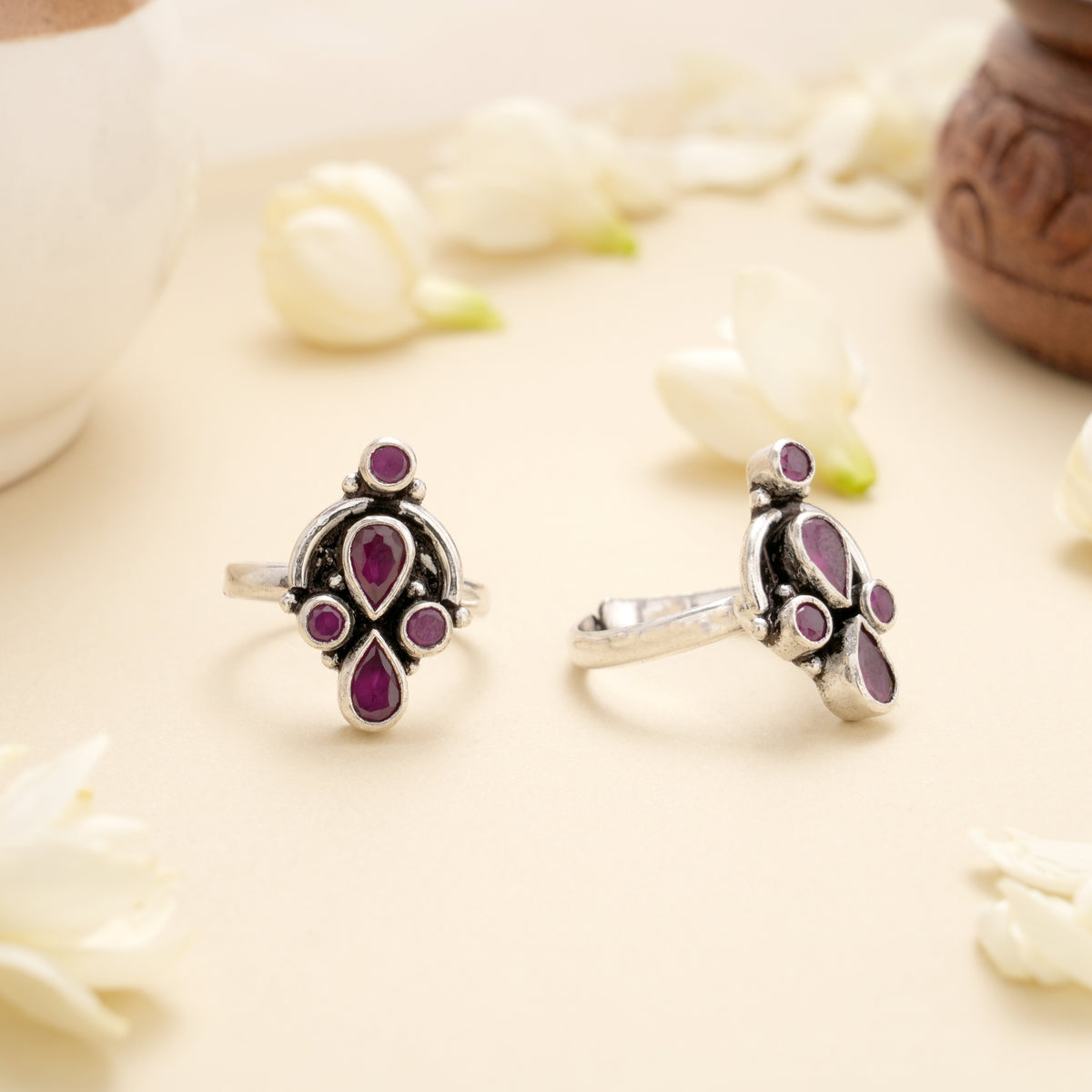 Ruby Bloom Teardrop Silver Toe Ring