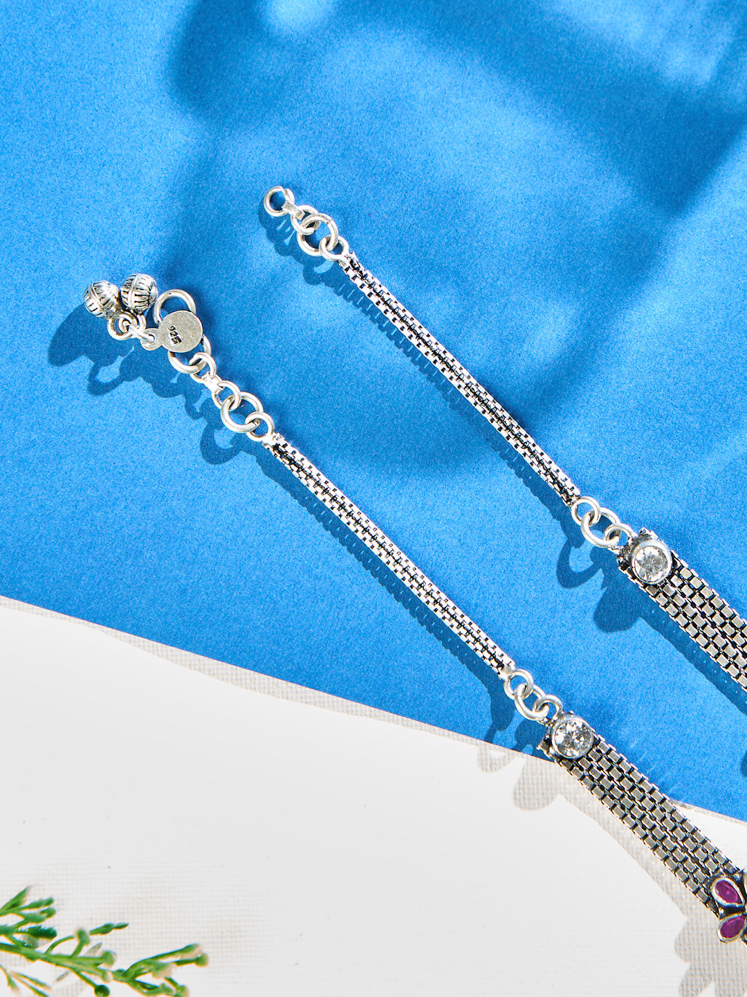 Delicate Ruby Crest Antique Anklet