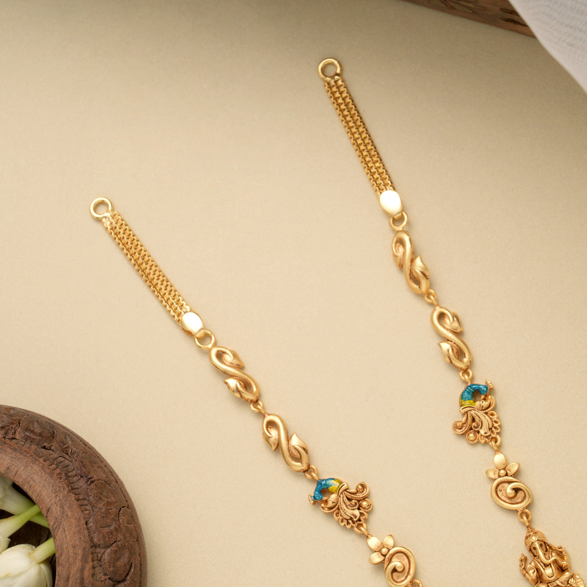 Elegant Lotus Lakshmi Vinayagar Golden Necklace