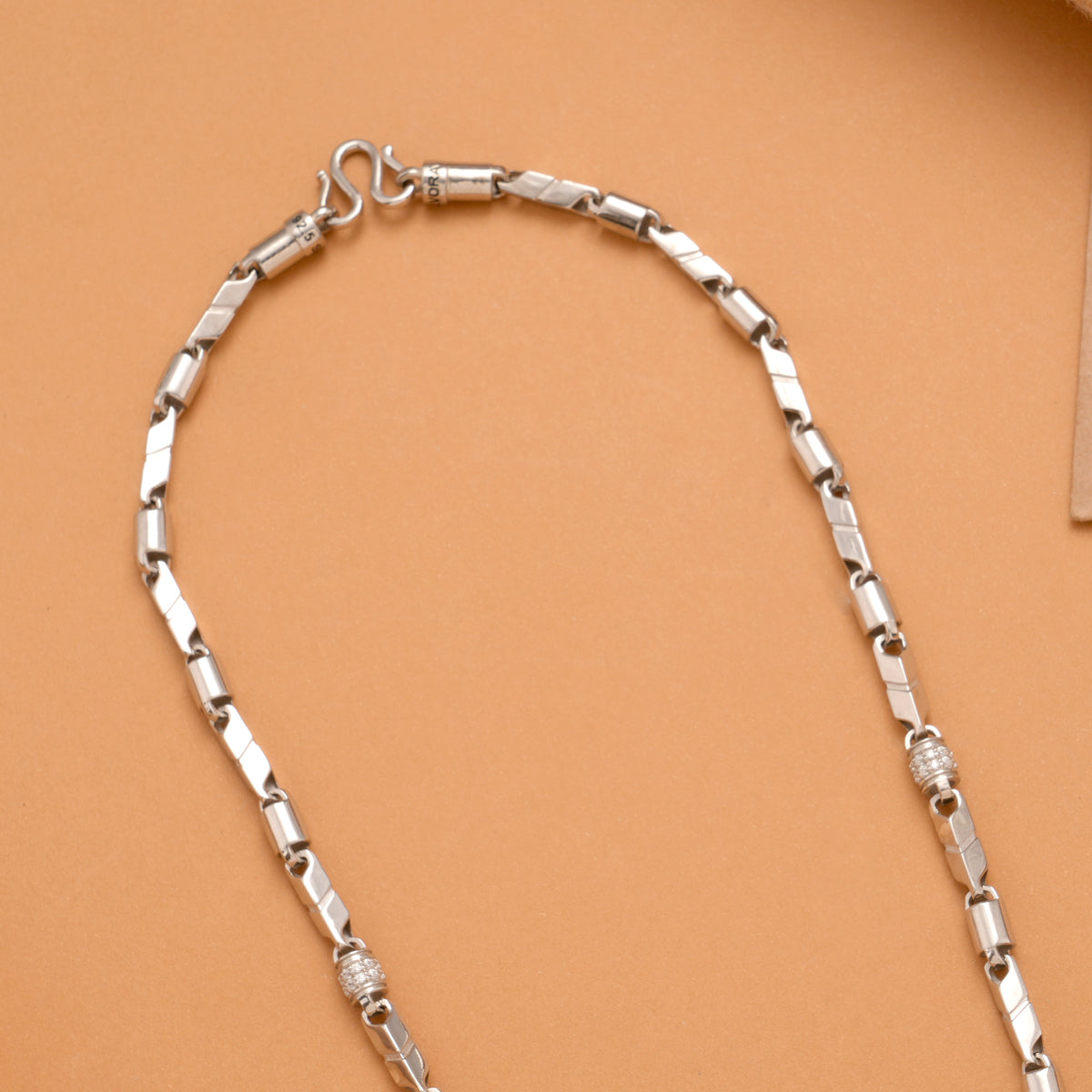 Elegant Multi Shape Link Silver Chain