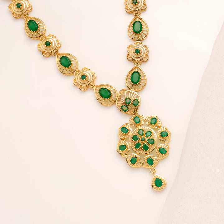 Emerald Royal Medallion Necklace Set