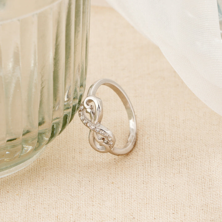 Sparkling White Gem Infinity Ring