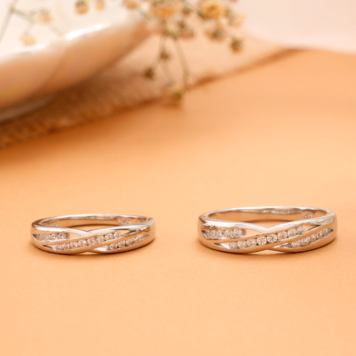 Fancy Criss Cross Style Band Silver Couple Ring