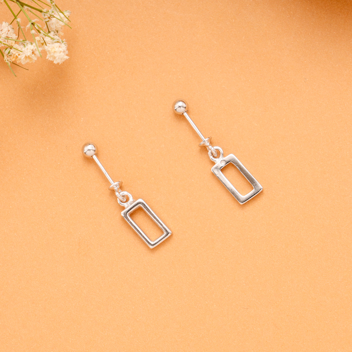 Classic Frame Drop Silver Koppu Earrings