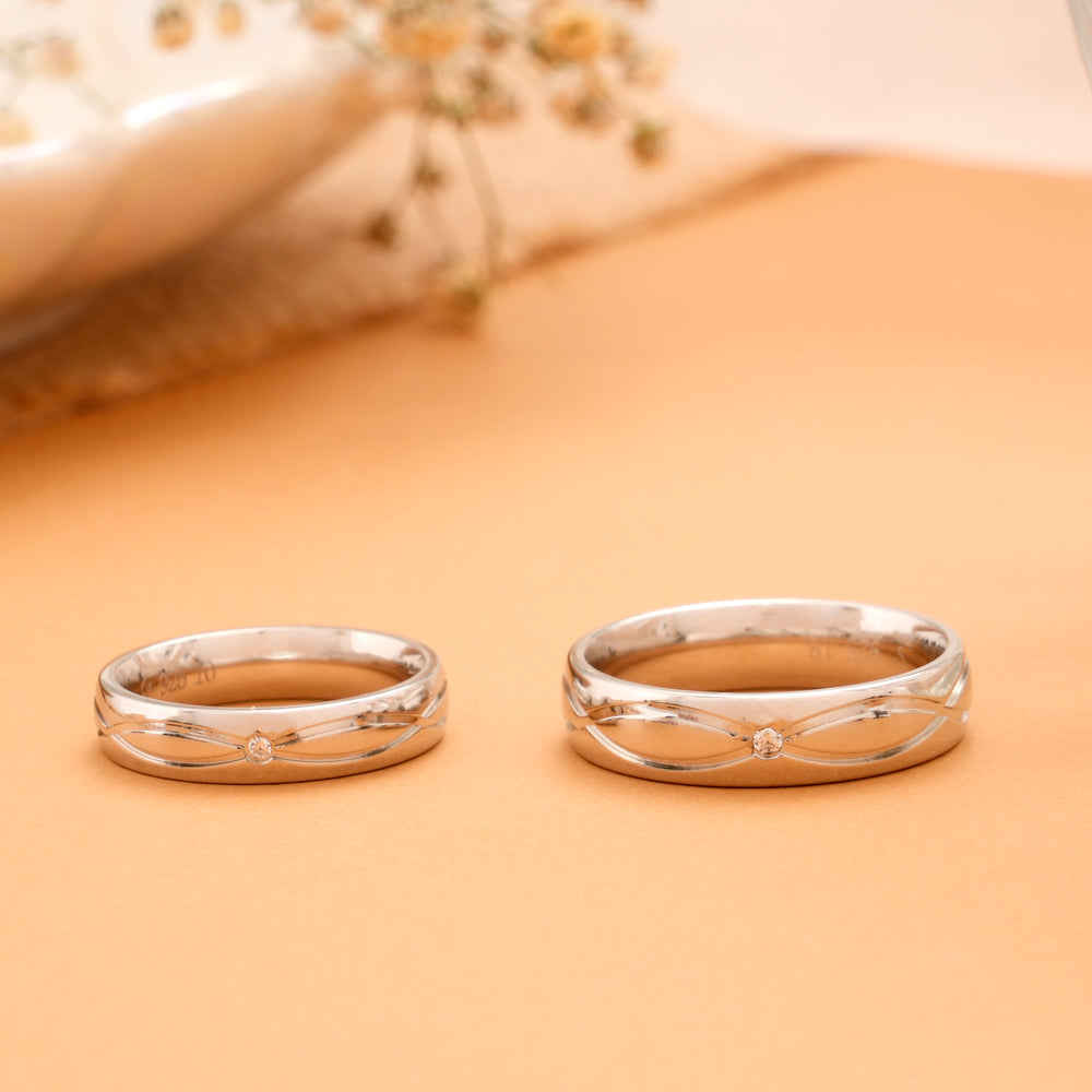 Single Stone and Inner Wave Silver Couple Ring