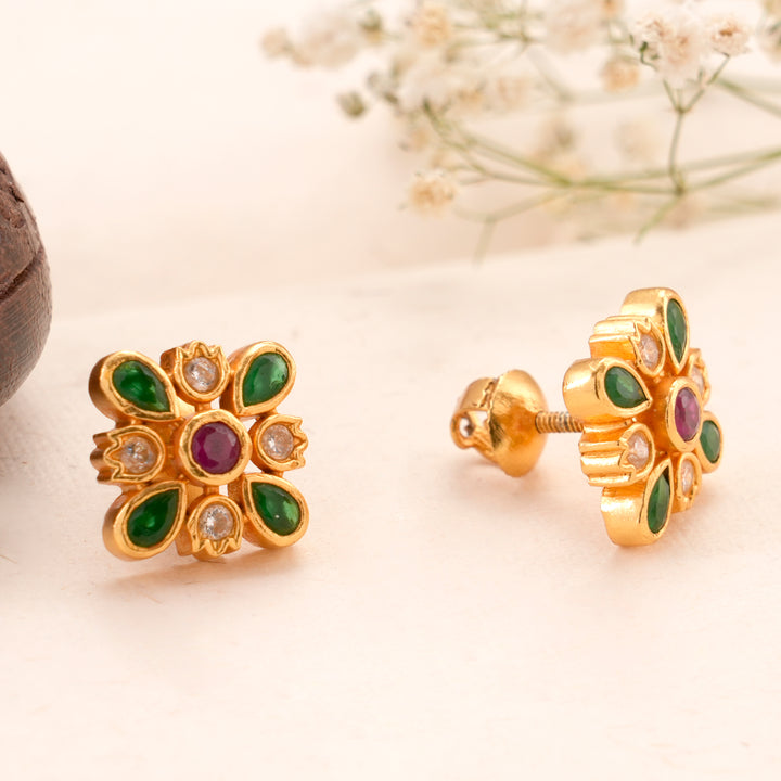 Blossom Design Golden Kundan Stud