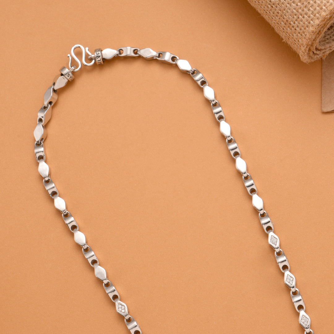 Bold Rectangular Lock Silver Men’s Chain