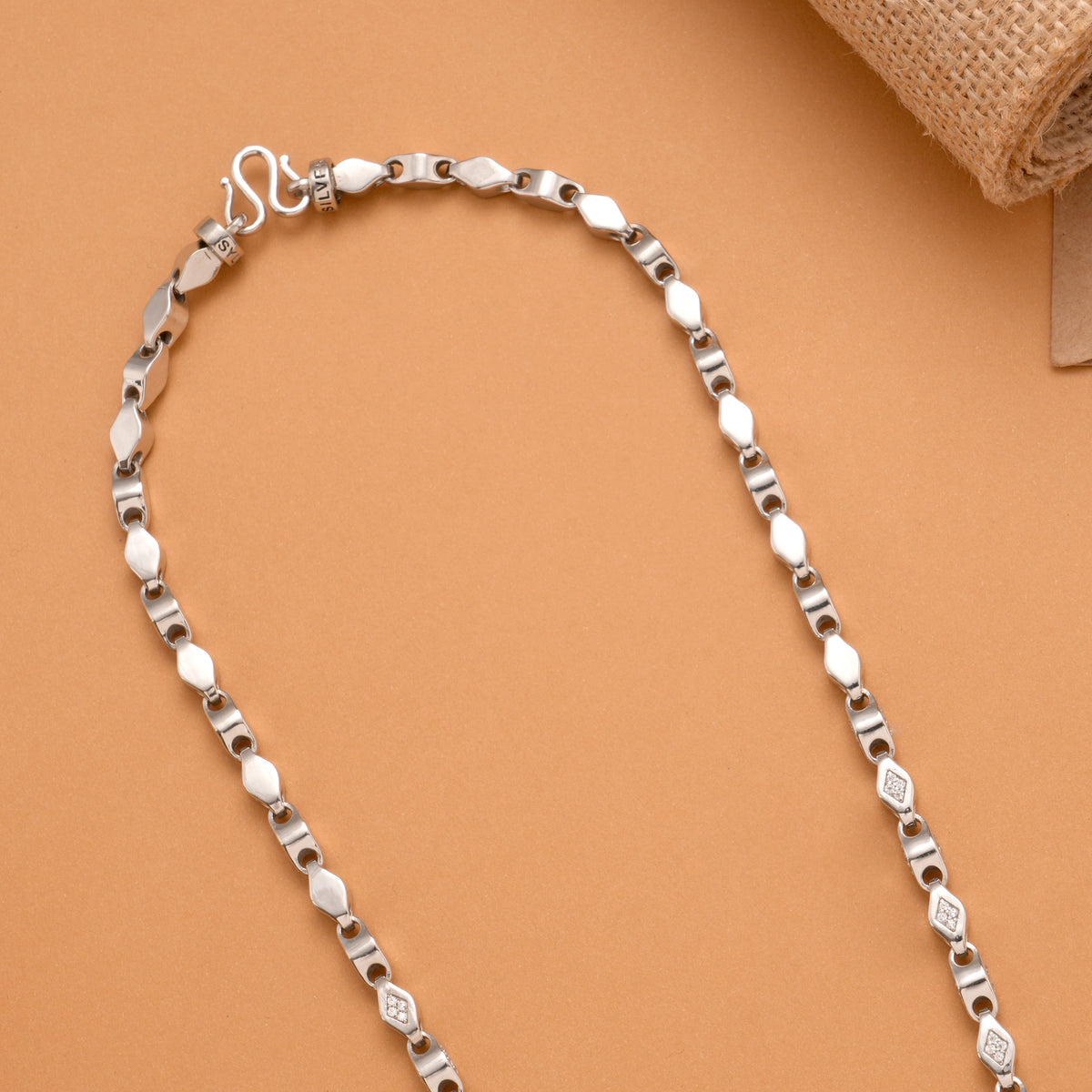 Bold Rectangular Lock Silver Men’s Chain