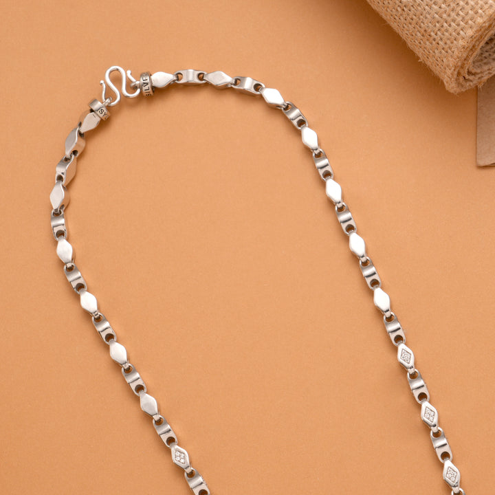 Bold Rectangular Lock Silver Men’s Chain