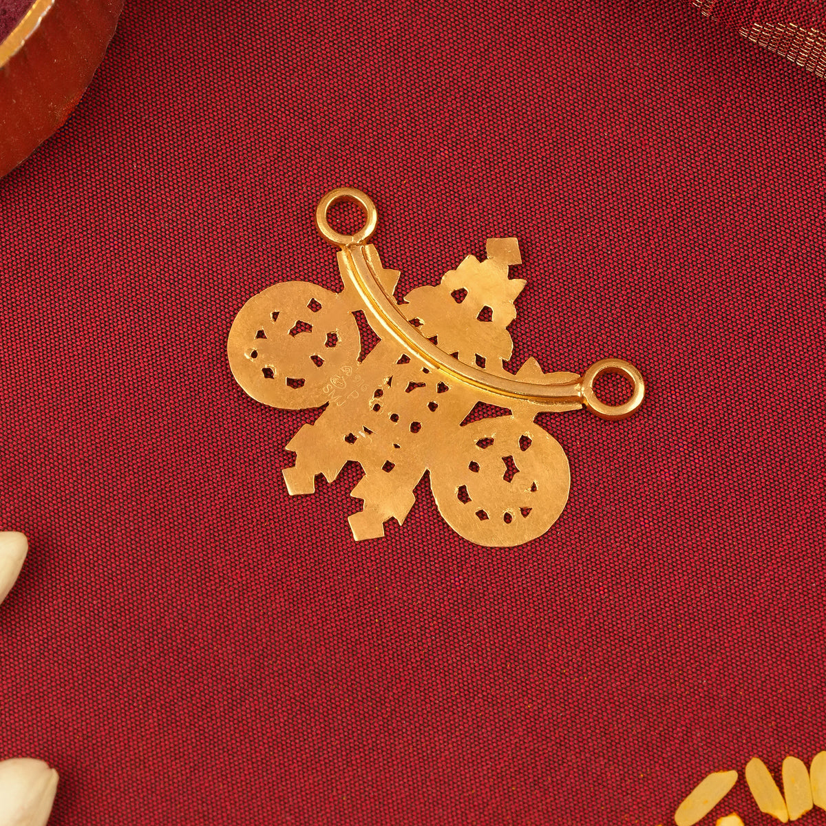 Annalakshmi Chettinad Gold Thali Pottu