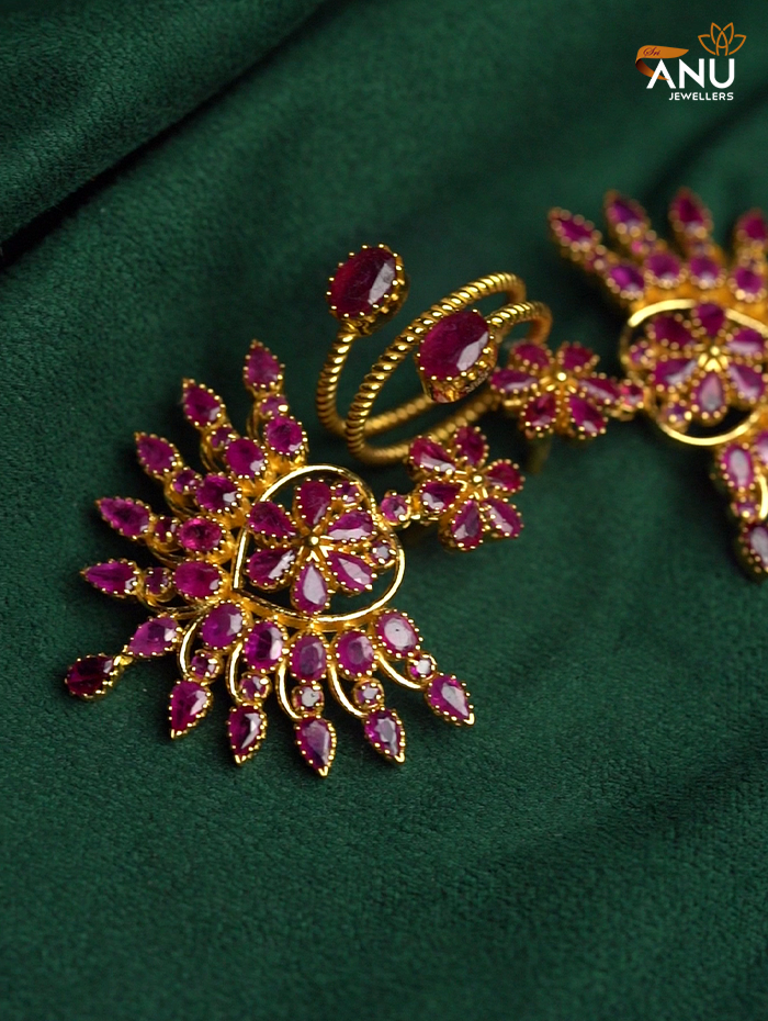 Blossom Ruby Heritage Gold Set