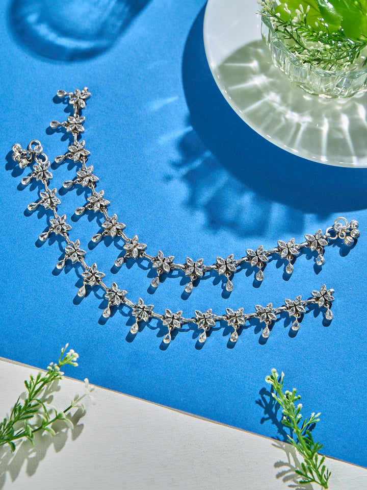 White Whisper Floral Drops Antique Anklet