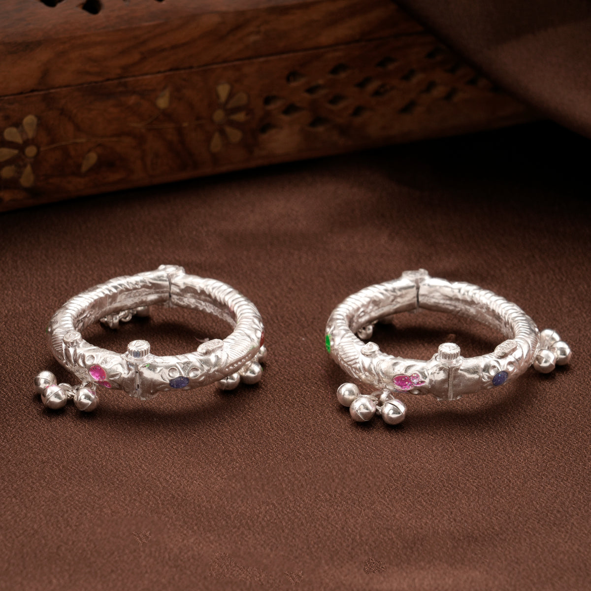 Bloom Calm Shiny Beads Baby Silver Thandai