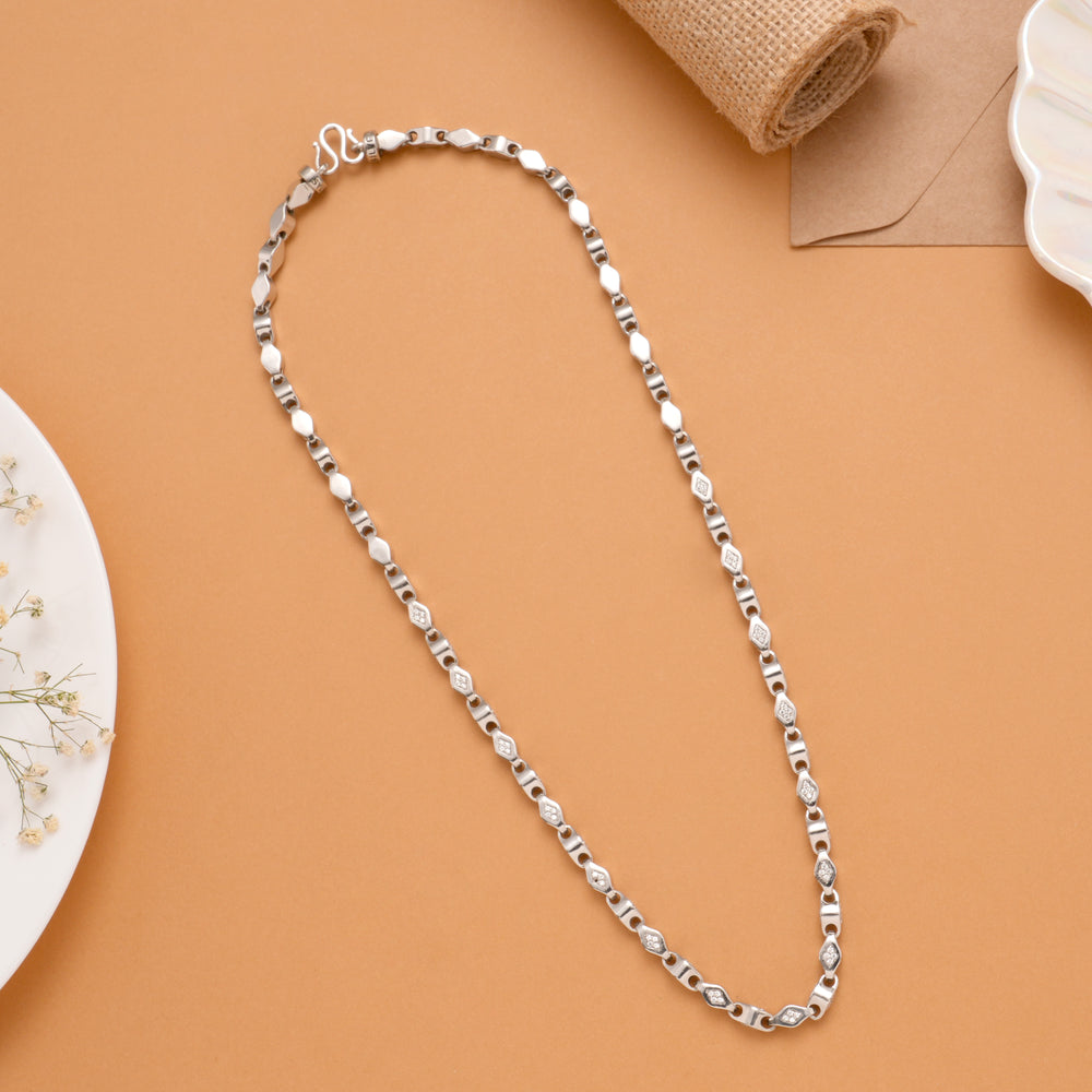 Bold Rectangular Lock Silver Men’s Chain