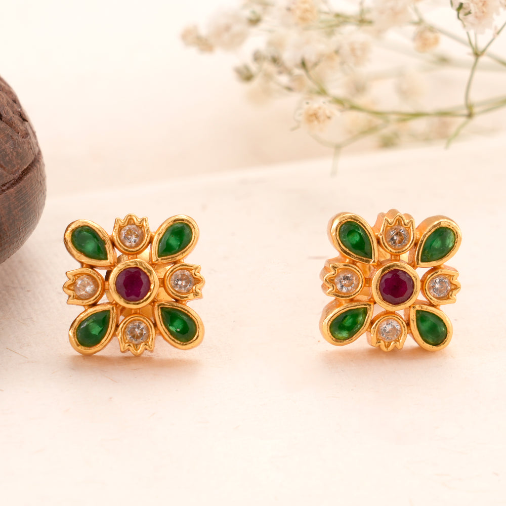 Blossom Design Golden Kundan Stud