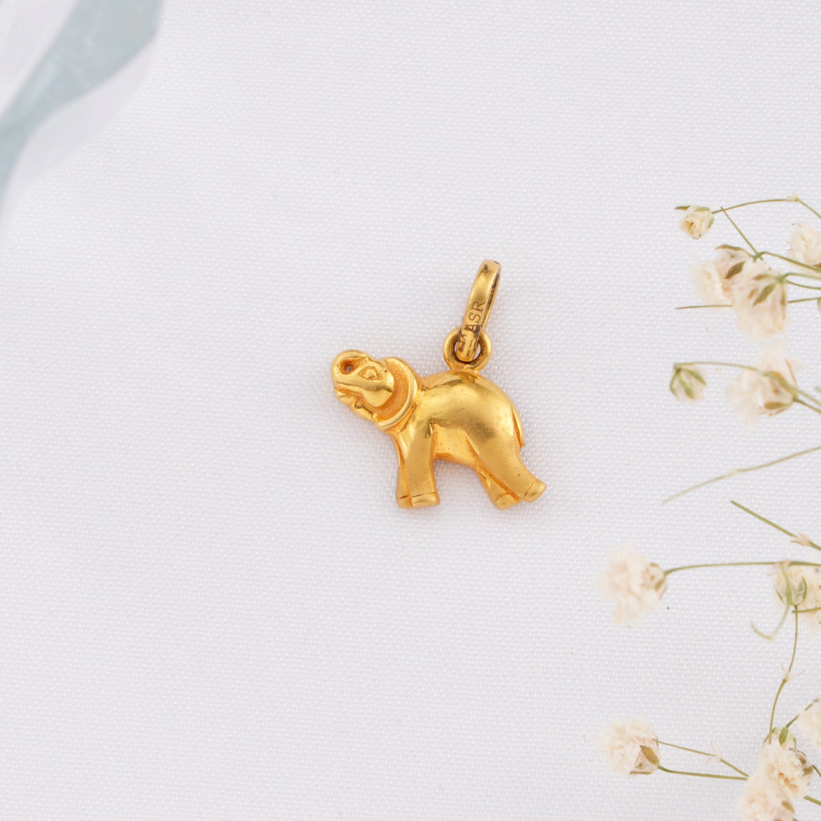 Cultural Elephant Symbol Gold Pendant